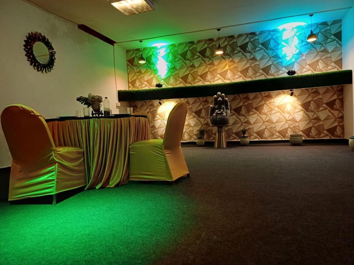 Hotel Elite Sector 45 I Gurgaon Central I Couple Friendly エクステリア 写真