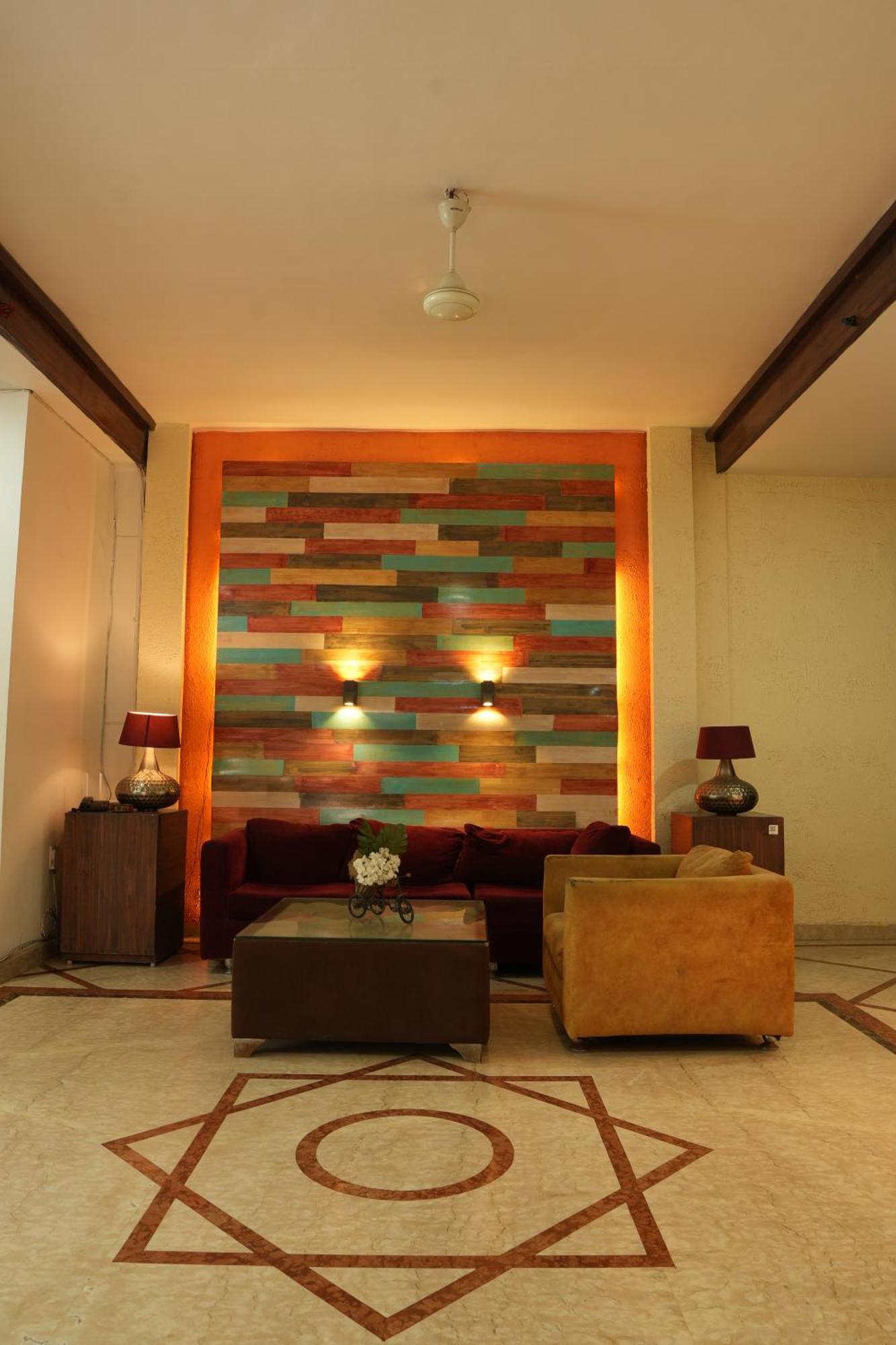 Hotel Elite Sector 45 I Gurgaon Central I Couple Friendly エクステリア 写真