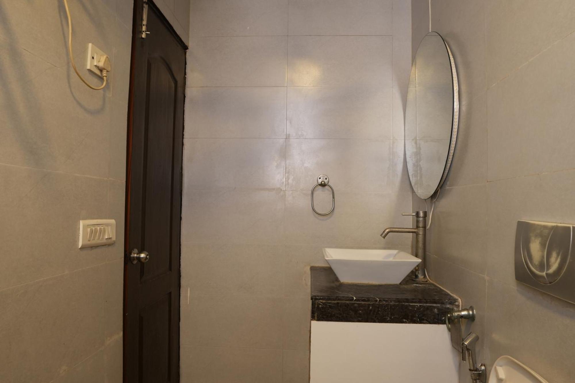 Hotel Elite Sector 45 I Gurgaon Central I Couple Friendly エクステリア 写真