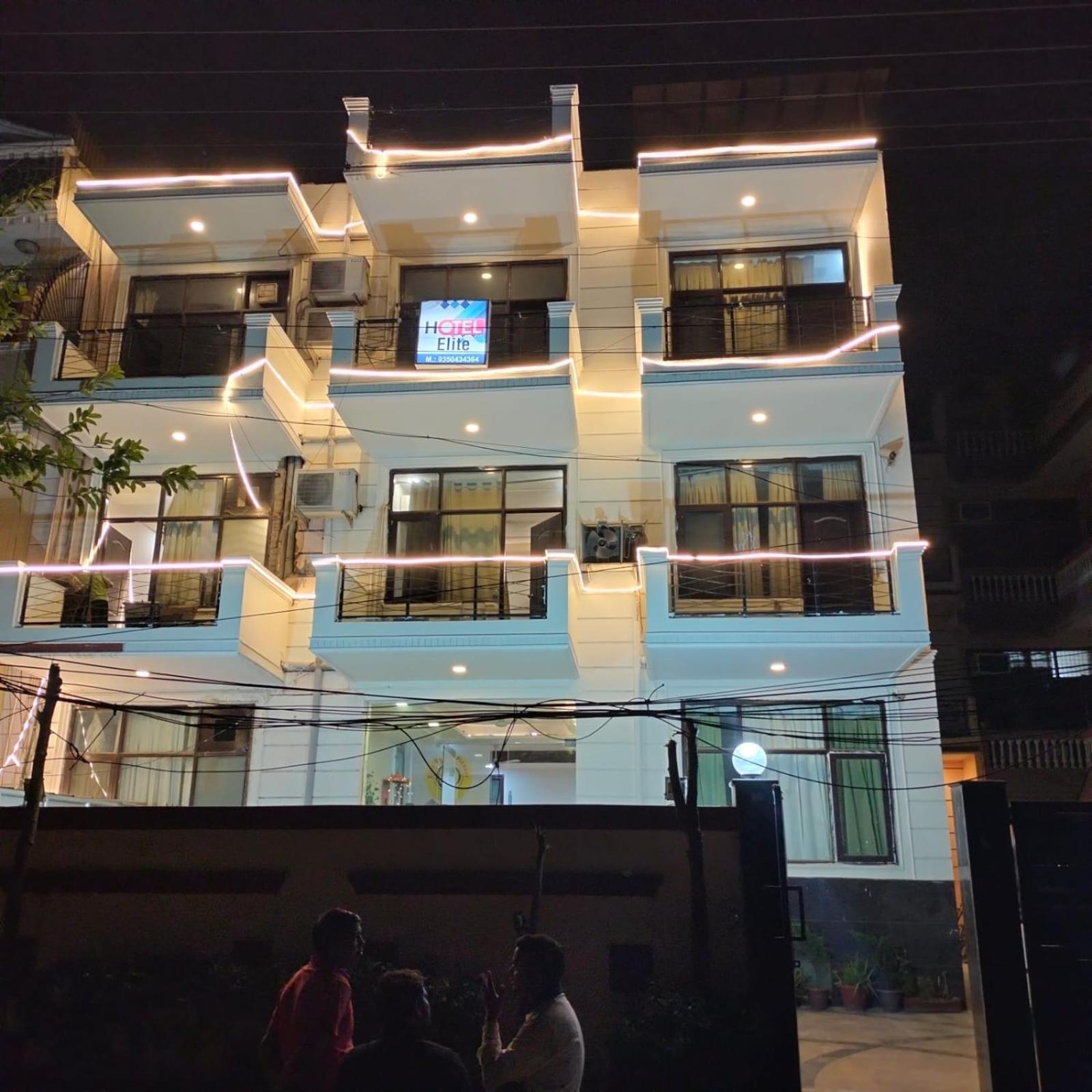 Hotel Elite Sector 45 I Gurgaon Central I Couple Friendly エクステリア 写真